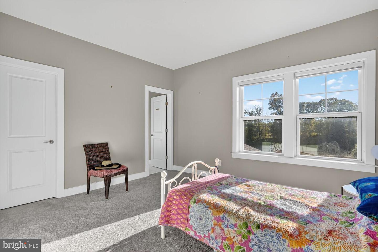 40925 ARCADIAN POND CT, ALDIE, Virginia 20105, 5 Bedrooms Bedrooms, ,4 BathroomsBathrooms,Residential,For sale,40925 ARCADIAN POND CT,VALO2109354 MLS # VALO2109354