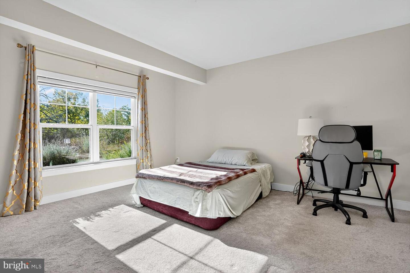 40925 ARCADIAN POND CT, ALDIE, Virginia 20105, 5 Bedrooms Bedrooms, ,4 BathroomsBathrooms,Residential,For sale,40925 ARCADIAN POND CT,VALO2109354 MLS # VALO2109354