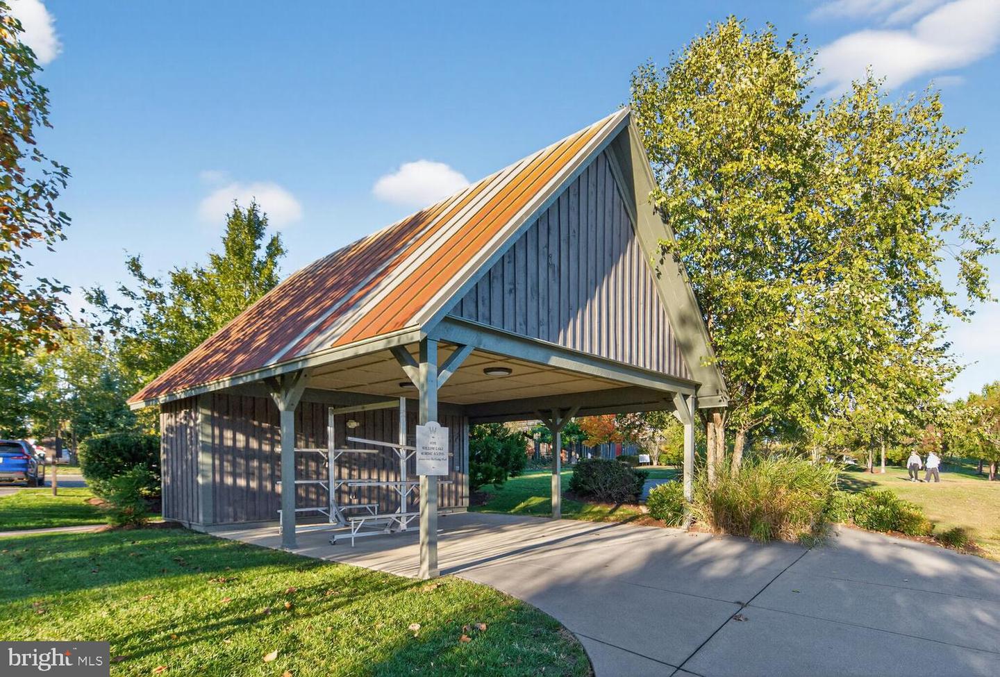 40925 ARCADIAN POND CT, ALDIE, Virginia 20105, 5 Bedrooms Bedrooms, ,4 BathroomsBathrooms,Residential,For sale,40925 ARCADIAN POND CT,VALO2109354 MLS # VALO2109354