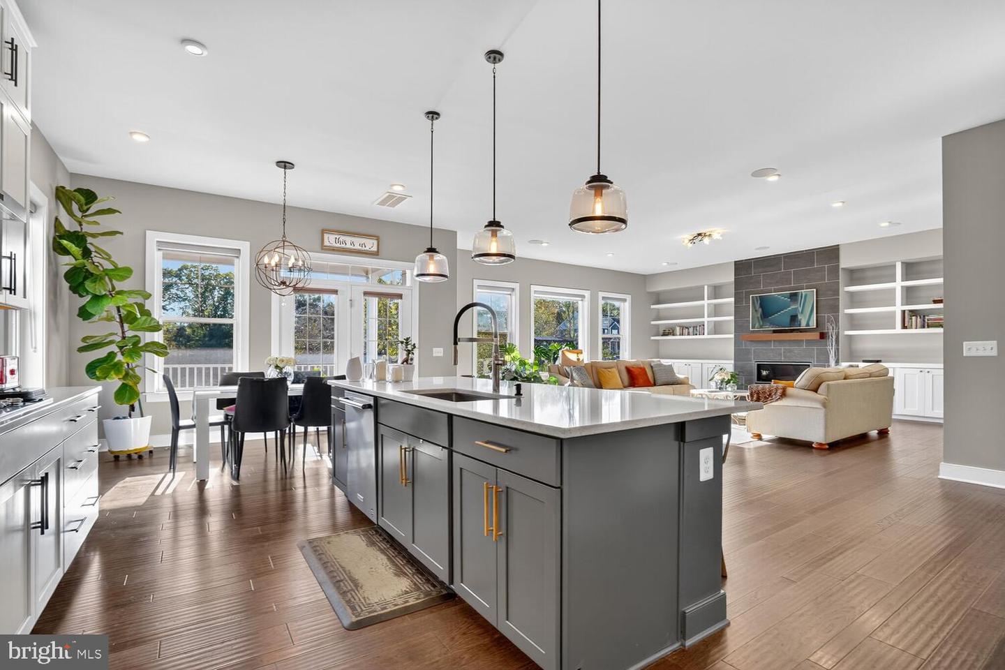 40925 ARCADIAN POND CT, ALDIE, Virginia 20105, 5 Bedrooms Bedrooms, ,4 BathroomsBathrooms,Residential,For sale,40925 ARCADIAN POND CT,VALO2109354 MLS # VALO2109354