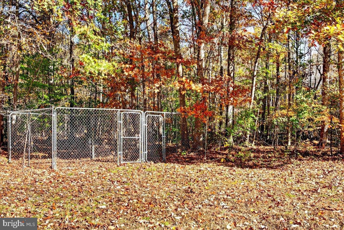 565 VENABLE RD, PALMYRA, Virginia 22963, 3 Bedrooms Bedrooms, 6 Rooms Rooms,1 BathroomBathrooms,Residential,For sale,565 VENABLE RD,VAFN2000536 MLS # VAFN2000536