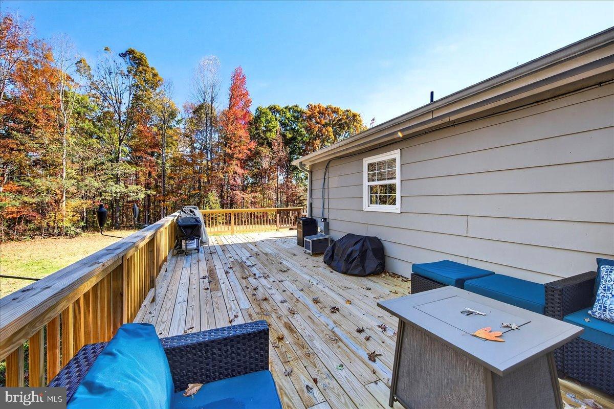 565 VENABLE RD, PALMYRA, Virginia 22963, 3 Bedrooms Bedrooms, 6 Rooms Rooms,1 BathroomBathrooms,Residential,For sale,565 VENABLE RD,VAFN2000536 MLS # VAFN2000536