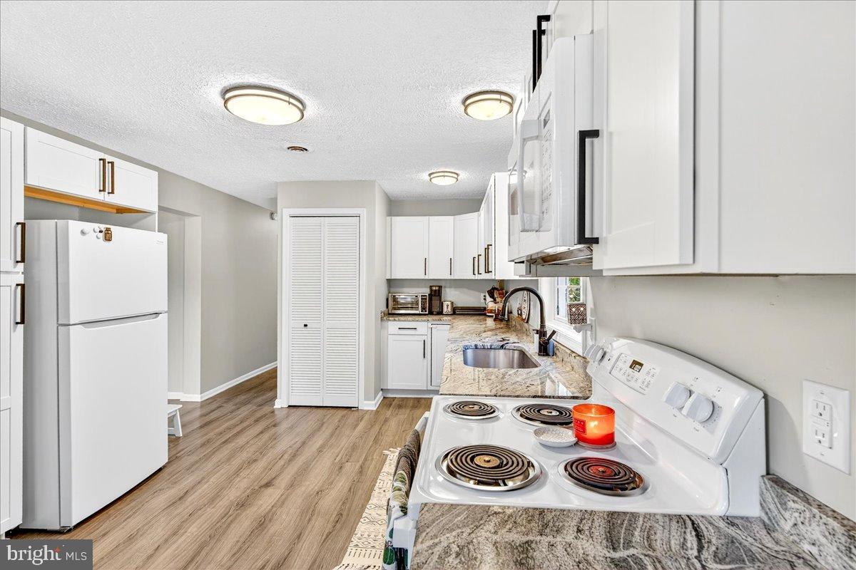 565 VENABLE RD, PALMYRA, Virginia 22963, 3 Bedrooms Bedrooms, 6 Rooms Rooms,1 BathroomBathrooms,Residential,For sale,565 VENABLE RD,VAFN2000536 MLS # VAFN2000536