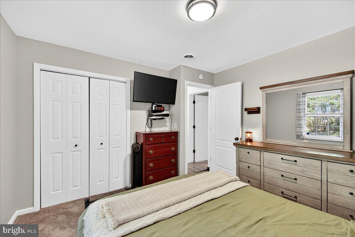 565 VENABLE RD, PALMYRA, Virginia 22963, 3 Bedrooms Bedrooms, 6 Rooms Rooms,1 BathroomBathrooms,Residential,For sale,565 VENABLE RD,VAFN2000536 MLS # VAFN2000536