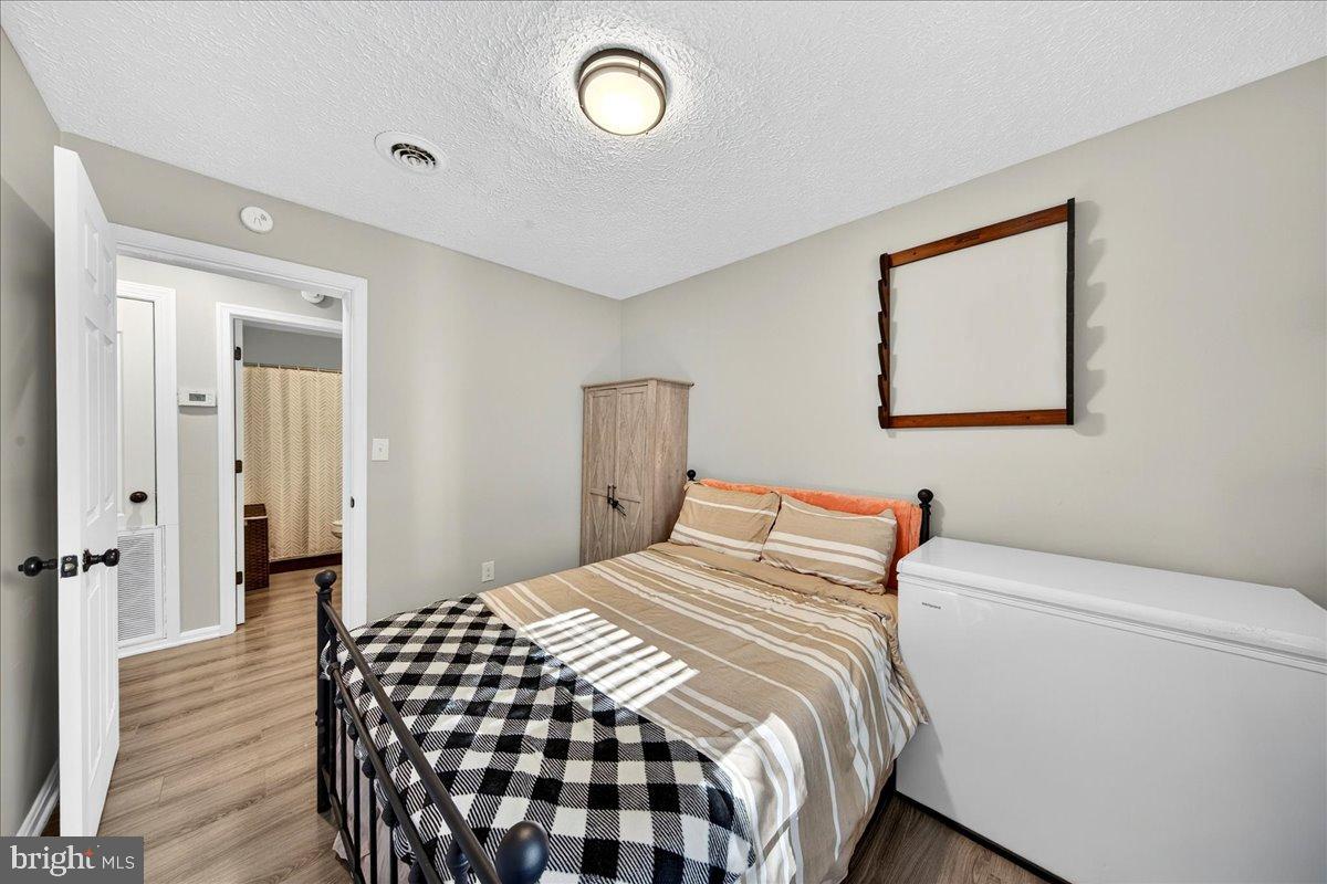 565 VENABLE RD, PALMYRA, Virginia 22963, 3 Bedrooms Bedrooms, 6 Rooms Rooms,1 BathroomBathrooms,Residential,For sale,565 VENABLE RD,VAFN2000536 MLS # VAFN2000536