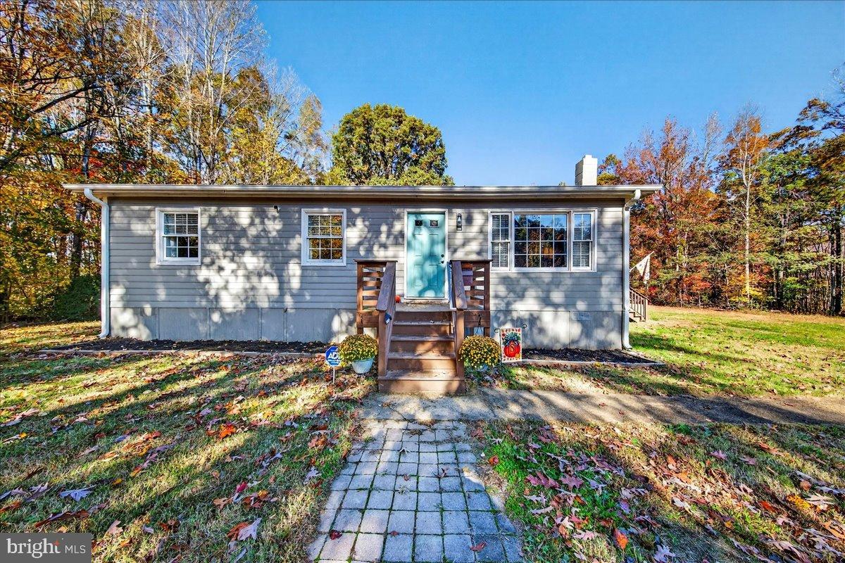 565 VENABLE RD, PALMYRA, Virginia 22963, 3 Bedrooms Bedrooms, 6 Rooms Rooms,1 BathroomBathrooms,Residential,For sale,565 VENABLE RD,VAFN2000536 MLS # VAFN2000536