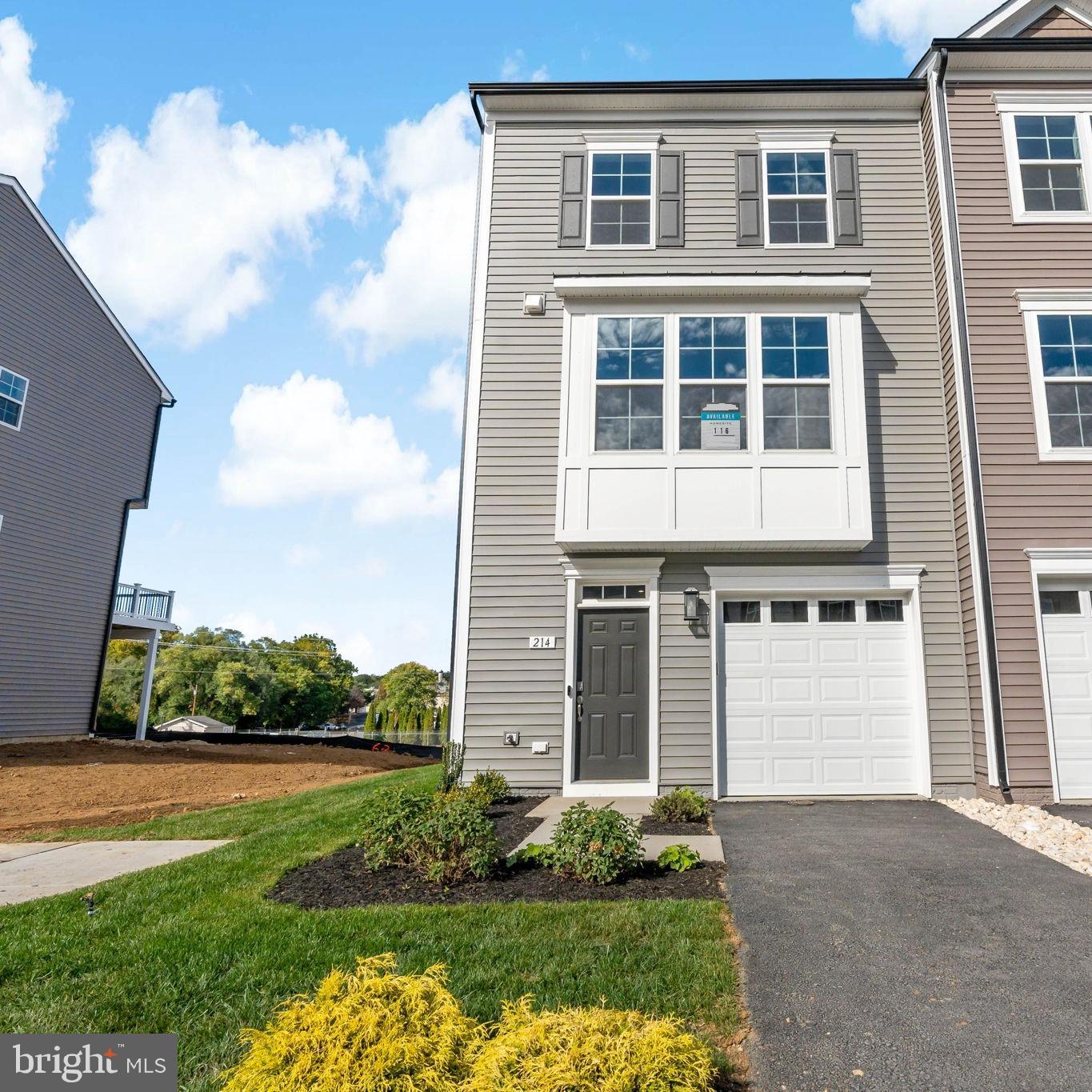 214 MONTEITH DR, WINCHESTER, Virginia 22601, 4 Bedrooms Bedrooms, ,3 BathroomsBathrooms,Residential,For sale,214 MONTEITH DR,VAWI2009390 MLS # VAWI2009390