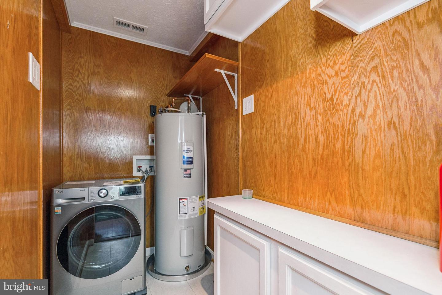 7712 PINE ST, MANASSAS, Virginia 20111, 3 Bedrooms Bedrooms, ,2 BathroomsBathrooms,Residential,For sale,7712 PINE ST,VAPW2107196 MLS # VAPW2107196