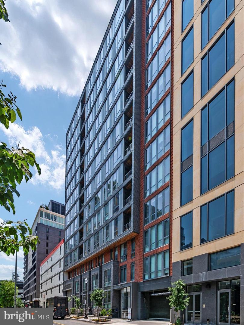 1211 VAN ST SE #1110, WASHINGTON, District Of Columbia 20003, 1 Bedroom Bedrooms, ,1 BathroomBathrooms,Residential,For sale,1211 VAN ST SE #1110,DCDC2230164 MLS # DCDC2230164