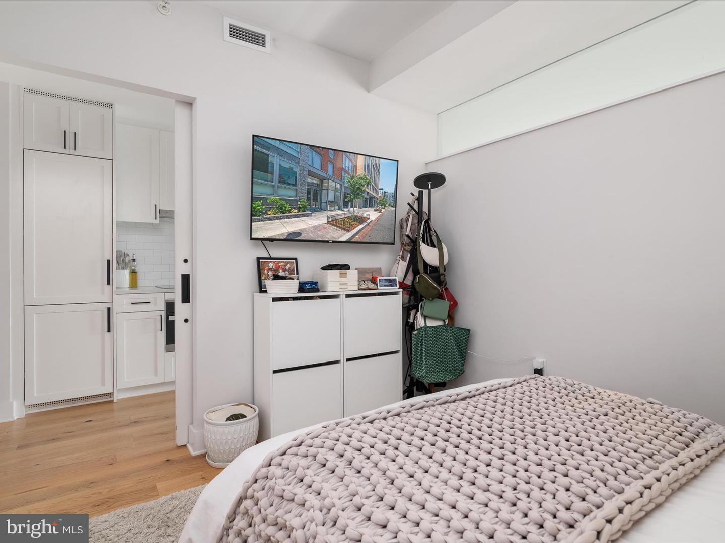 1211 VAN ST SE #1110, WASHINGTON, District Of Columbia 20003, 1 Bedroom Bedrooms, ,1 BathroomBathrooms,Residential,For sale,1211 VAN ST SE #1110,DCDC2230164 MLS # DCDC2230164