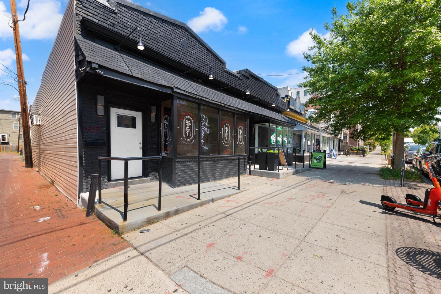 3728 9TH ST NW, WASHINGTON, District Of Columbia 20010, 4 Bedrooms Bedrooms, ,3 BathroomsBathrooms,Residential,For sale,3728 9TH ST NW,DCDC2230166 MLS # DCDC2230166