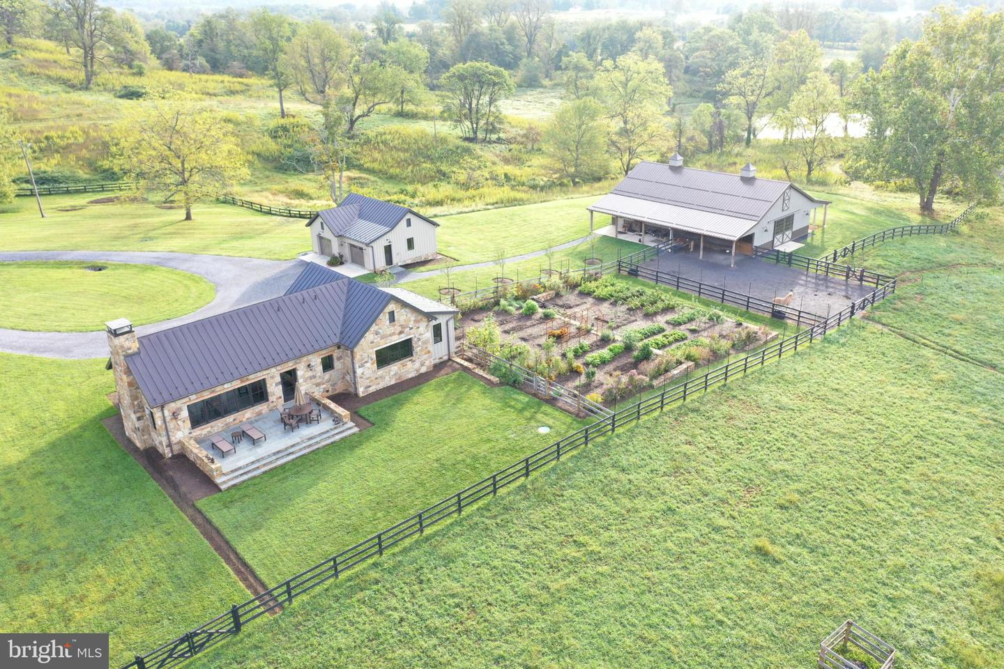 63 RILEY HOLLOW RD, HUNTLY, Virginia 22640, 2 Bedrooms Bedrooms, 7 Rooms Rooms,2 BathroomsBathrooms,Residential,For sale,63 RILEY HOLLOW RD,VARP2002376 MLS # VARP2002376