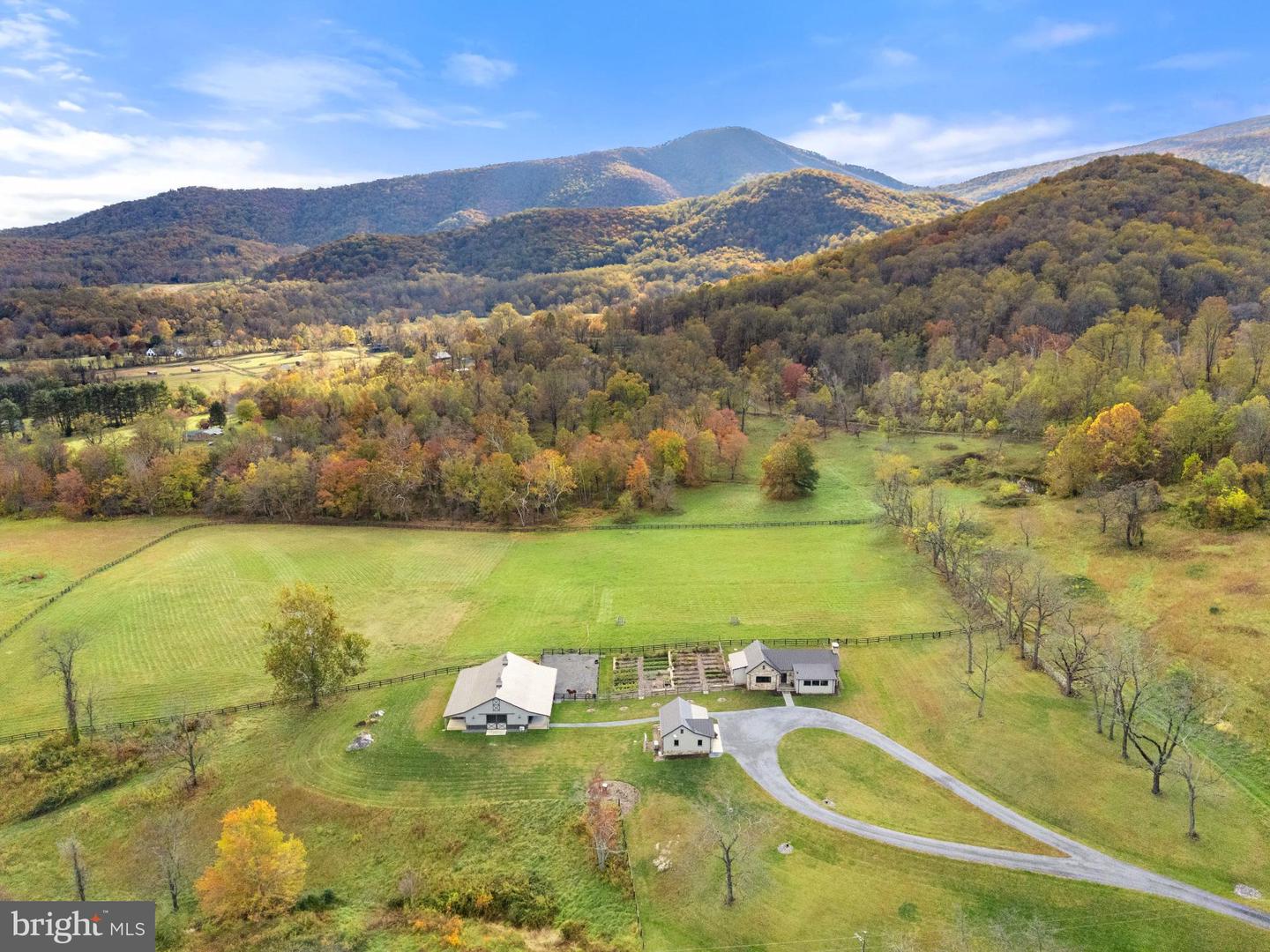 63 RILEY HOLLOW RD, HUNTLY, Virginia 22640, 2 Bedrooms Bedrooms, 7 Rooms Rooms,2 BathroomsBathrooms,Residential,For sale,63 RILEY HOLLOW RD,VARP2002376 MLS # VARP2002376