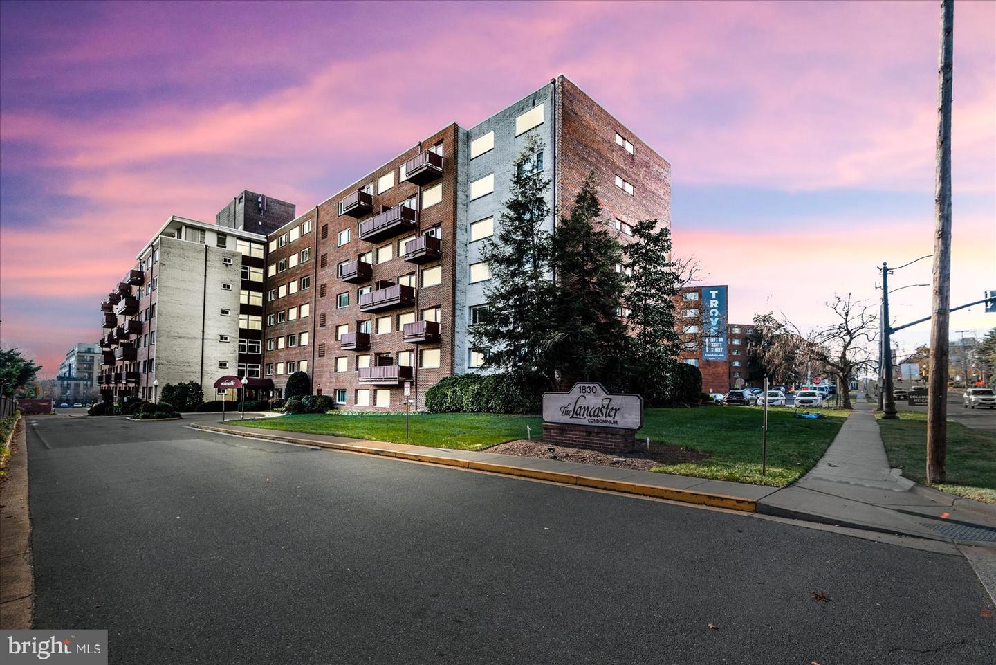 1830 COLUMBIA PIKE #115, ARLINGTON, Virginia 22204, 1 Bedroom Bedrooms, ,1 BathroomBathrooms,Residential,For sale,1830 COLUMBIA PIKE #115,VAAR2051138 MLS # VAAR2051138