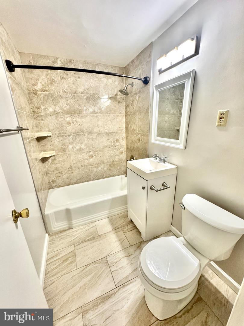 1830 COLUMBIA PIKE #115, ARLINGTON, Virginia 22204, 1 Bedroom Bedrooms, ,1 BathroomBathrooms,Residential,For sale,1830 COLUMBIA PIKE #115,VAAR2051138 MLS # VAAR2051138