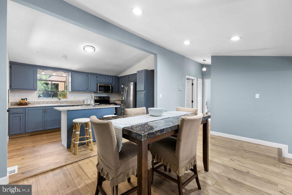 1035 LAKEVIEW DR, STAFFORD, Virginia 22556, 3 Bedrooms Bedrooms, ,2 BathroomsBathrooms,Residential,For sale,1035 LAKEVIEW DR,VAST2041752 MLS # VAST2041752 1035 LAKEVIEW DR, STAFFORD, Virginia 22556, 3 Bedrooms Bedrooms, ,2 BathroomsBathrooms,Residential,For sale,1035 LAKEVIEW DR,VAST2041752 MLS # VAST2041752