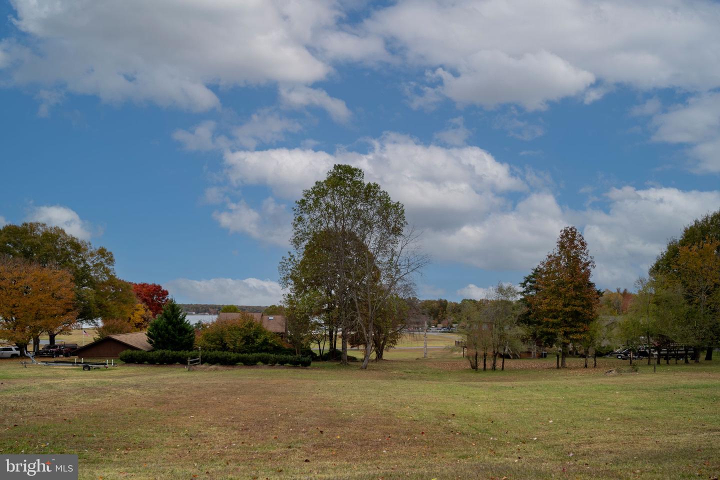 926 WINDWAY LN, MINERAL, Virginia 23117, 5 Bedrooms Bedrooms, ,3 BathroomsBathrooms,Residential,For sale,926 WINDWAY LN,VALA2008688 MLS # VALA2008688