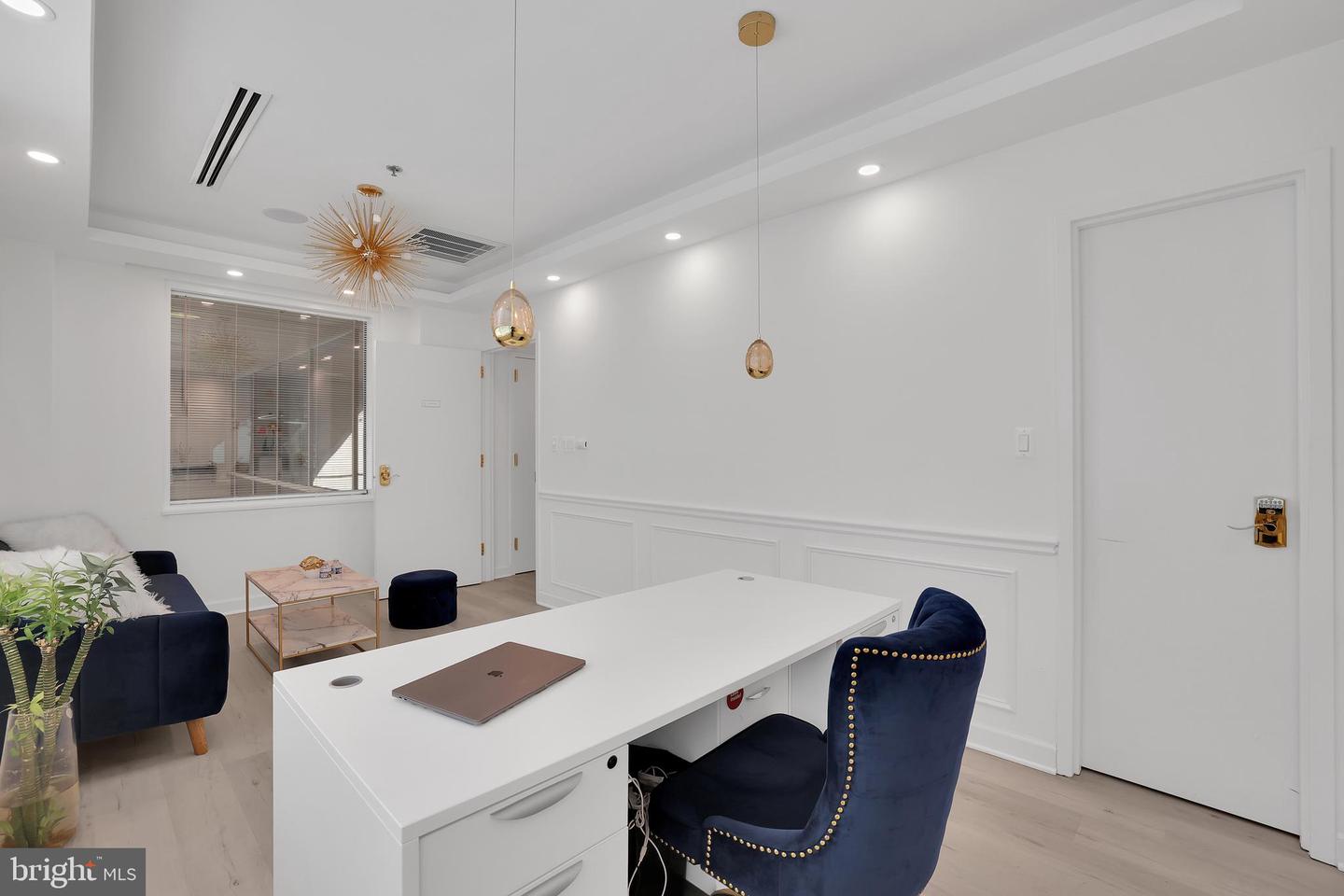 7601 LEWINSVILLE RD #SUITE 305, MCLEAN, Virginia 22102, ,Land,For sale,7601 LEWINSVILLE RD #SUITE 305,VAFX2236908 MLS # VAFX2236908