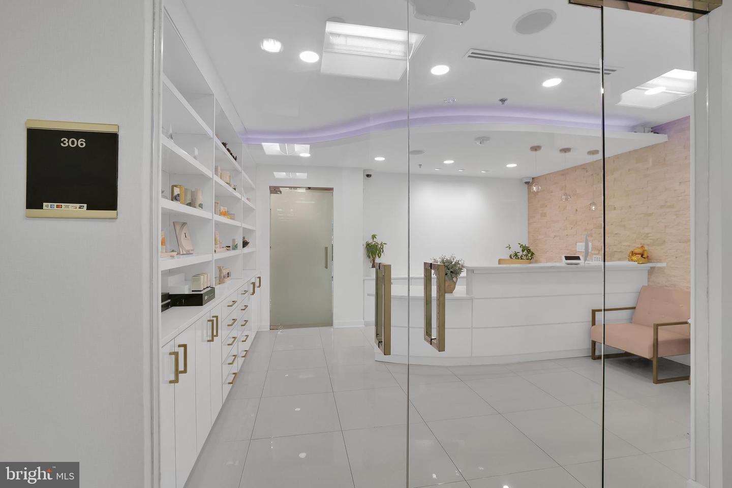 7601 LEWINSVILLE RD #SUITE 305, MCLEAN, Virginia 22102, ,Land,For sale,7601 LEWINSVILLE RD #SUITE 305,VAFX2236908 MLS # VAFX2236908