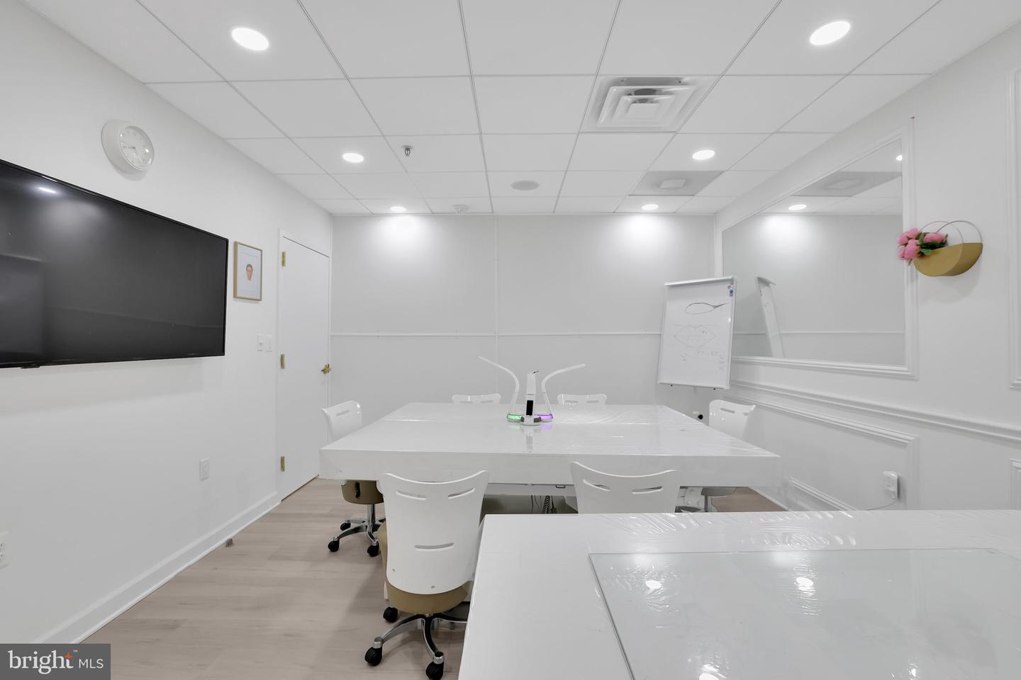 7601 LEWINSVILLE RD #SUITE 305, MCLEAN, Virginia 22102, ,Land,For sale,7601 LEWINSVILLE RD #SUITE 305,VAFX2236908 MLS # VAFX2236908