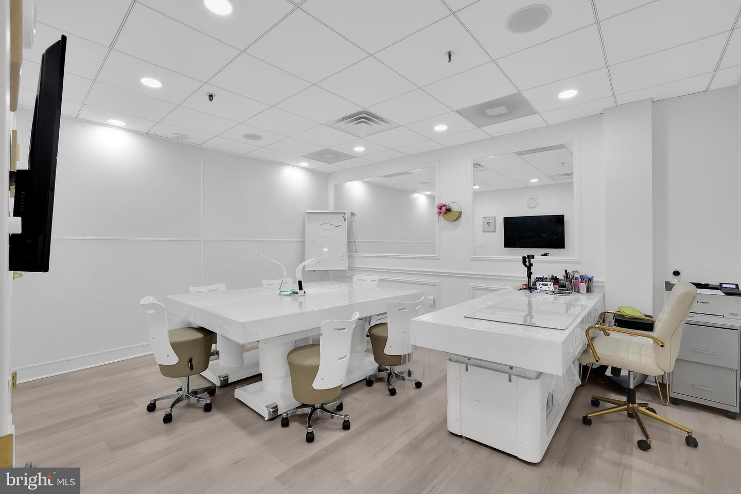 7601 LEWINSVILLE RD #SUITE 305, MCLEAN, Virginia 22102, ,Land,For sale,7601 LEWINSVILLE RD #SUITE 305,VAFX2236908 MLS # VAFX2236908