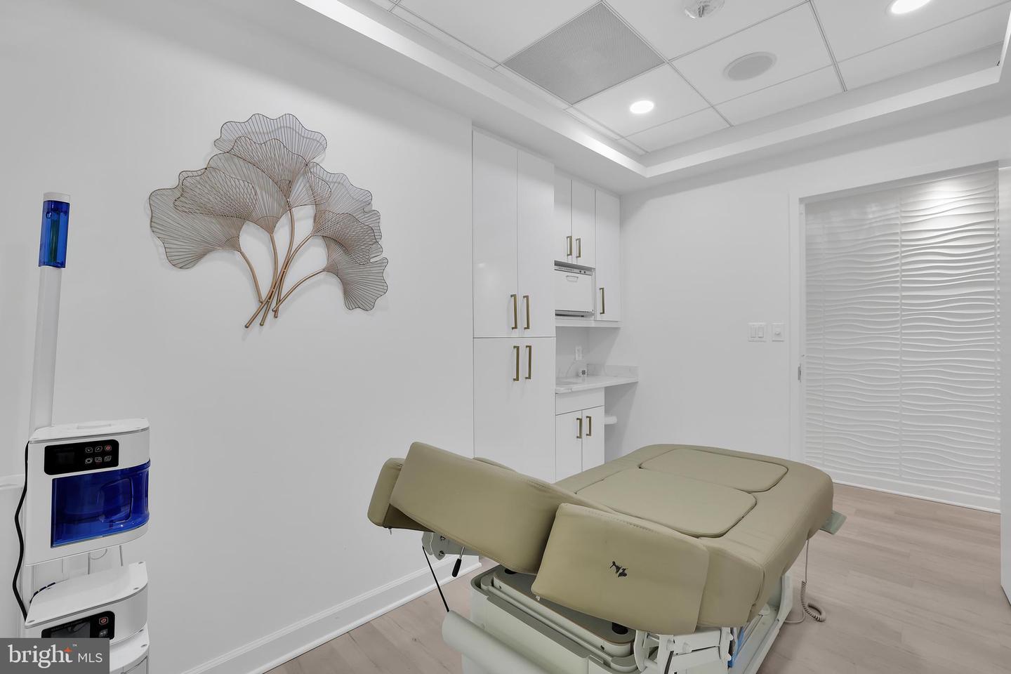 7601 LEWINSVILLE RD #SUITE 305, MCLEAN, Virginia 22102, ,Land,For sale,7601 LEWINSVILLE RD #SUITE 305,VAFX2236908 MLS # VAFX2236908