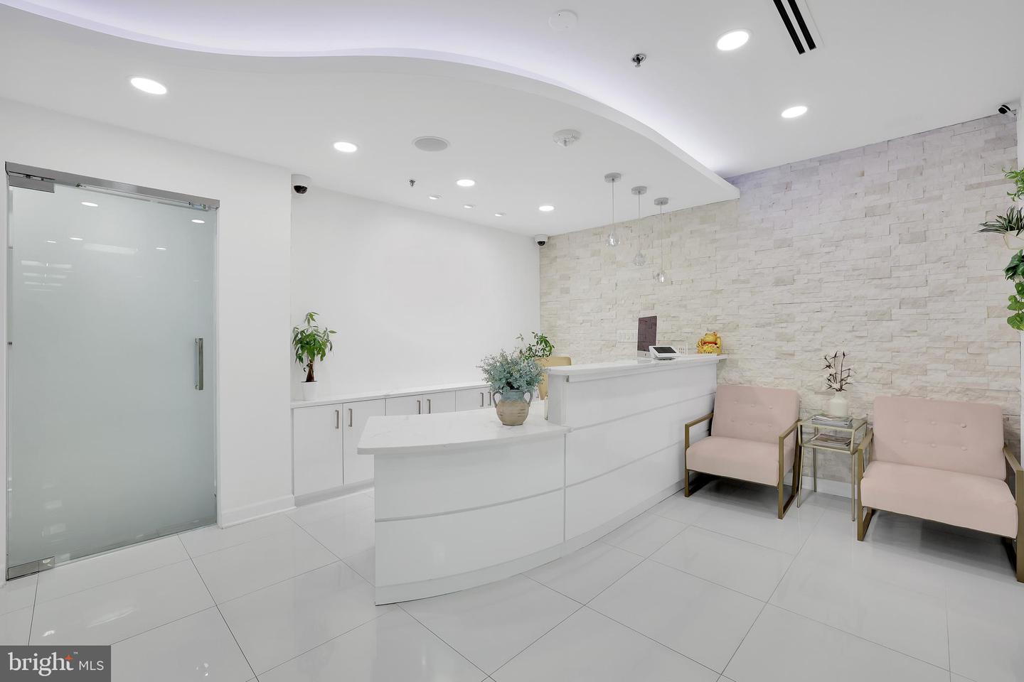 7601 LEWINSVILLE RD #SUITE 305, MCLEAN, Virginia 22102, ,Land,For sale,7601 LEWINSVILLE RD #SUITE 305,VAFX2236908 MLS # VAFX2236908