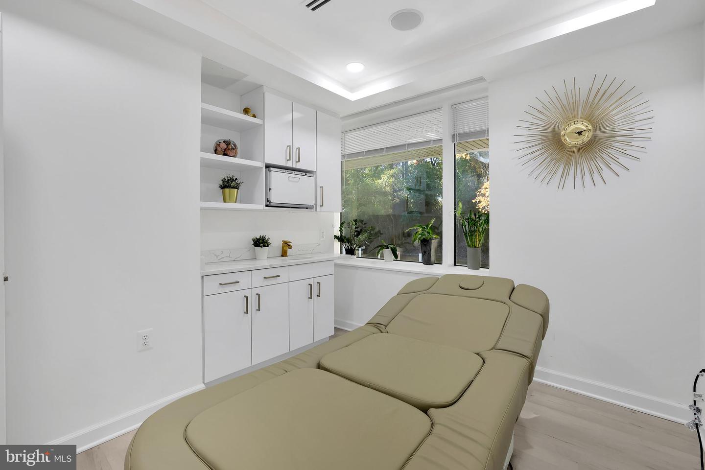 7601 LEWINSVILLE RD #SUITE 305, MCLEAN, Virginia 22102, ,Land,For sale,7601 LEWINSVILLE RD #SUITE 305,VAFX2236908 MLS # VAFX2236908