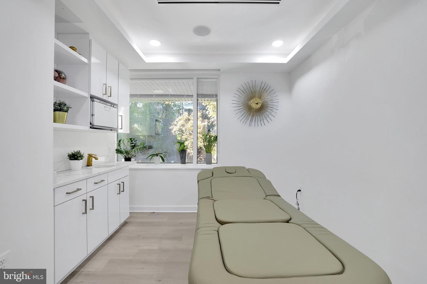 7601 LEWINSVILLE RD #SUITE 305, MCLEAN, Virginia 22102, ,Land,For sale,7601 LEWINSVILLE RD #SUITE 305,VAFX2236908 MLS # VAFX2236908