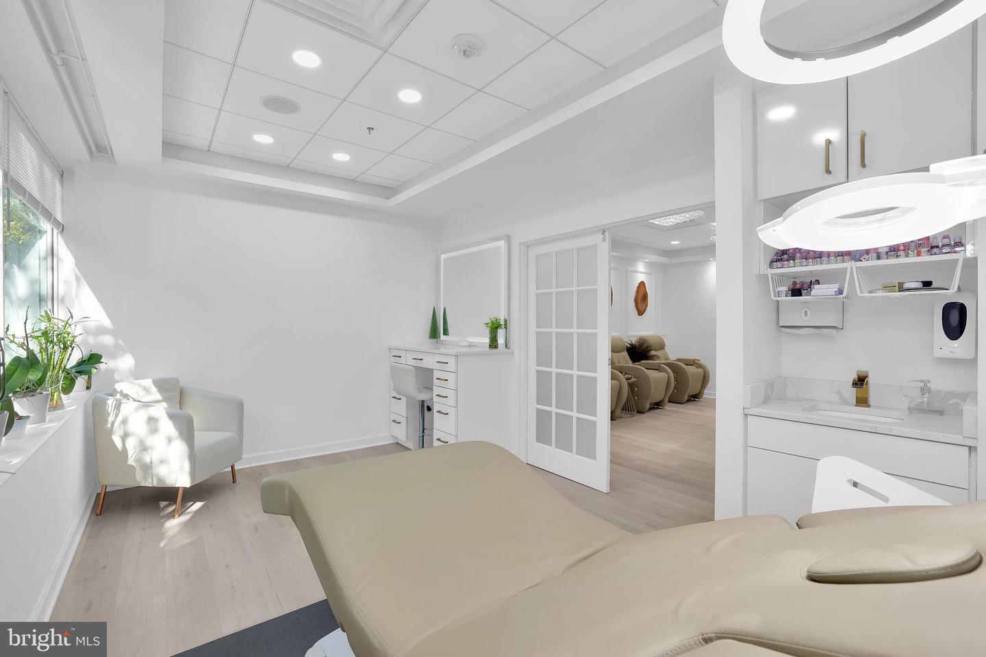 7601 LEWINSVILLE RD #SUITE 305, MCLEAN, Virginia 22102, ,Land,For sale,7601 LEWINSVILLE RD #SUITE 305,VAFX2236908 MLS # VAFX2236908