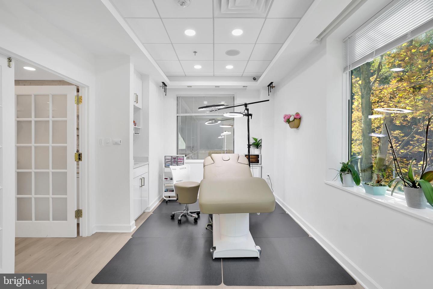 7601 LEWINSVILLE RD #SUITE 305, MCLEAN, Virginia 22102, ,Land,For sale,7601 LEWINSVILLE RD #SUITE 305,VAFX2236908 MLS # VAFX2236908