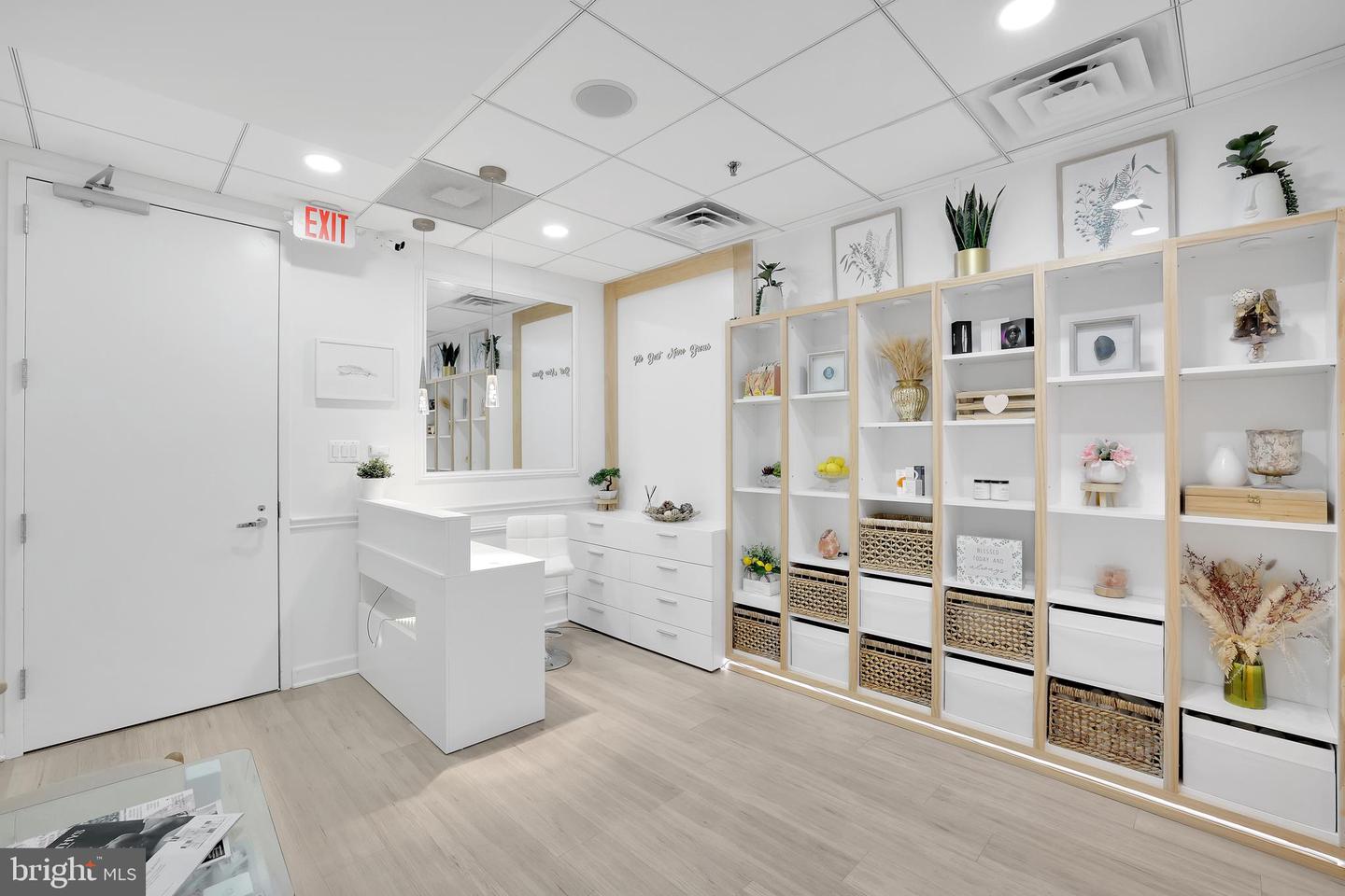 7601 LEWINSVILLE RD #SUITE 305, MCLEAN, Virginia 22102, ,Land,For sale,7601 LEWINSVILLE RD #SUITE 305,VAFX2236908 MLS # VAFX2236908