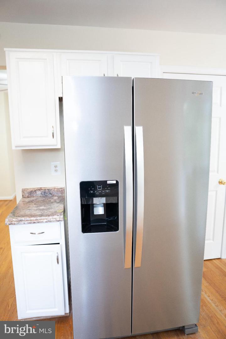 5156 MEETING PL, WOODBRIDGE, Virginia 22193, 4 Bedrooms Bedrooms, 8 Rooms Rooms,3 BathroomsBathrooms,Residential,For sale,5156 MEETING PL,VAPW2107104 MLS # VAPW2107104