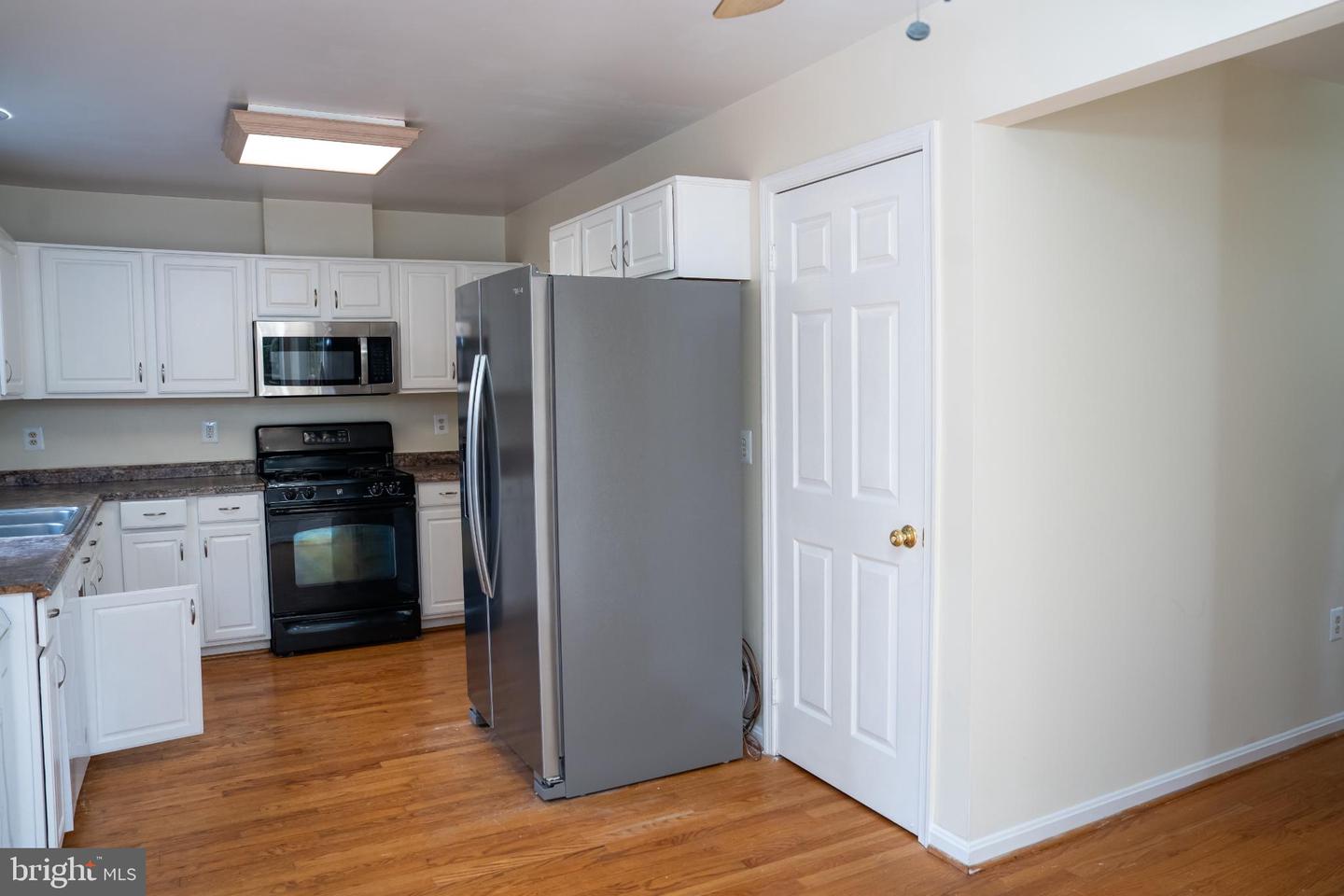 5156 MEETING PL, WOODBRIDGE, Virginia 22193, 4 Bedrooms Bedrooms, 8 Rooms Rooms,3 BathroomsBathrooms,Residential,For sale,5156 MEETING PL,VAPW2107104 MLS # VAPW2107104