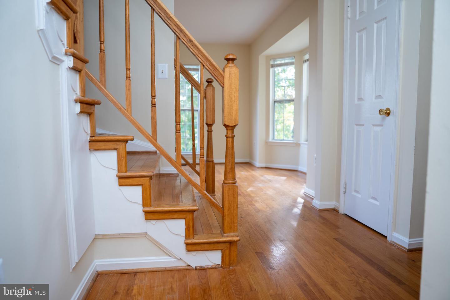 5156 MEETING PL, WOODBRIDGE, Virginia 22193, 4 Bedrooms Bedrooms, 8 Rooms Rooms,3 BathroomsBathrooms,Residential,For sale,5156 MEETING PL,VAPW2107104 MLS # VAPW2107104