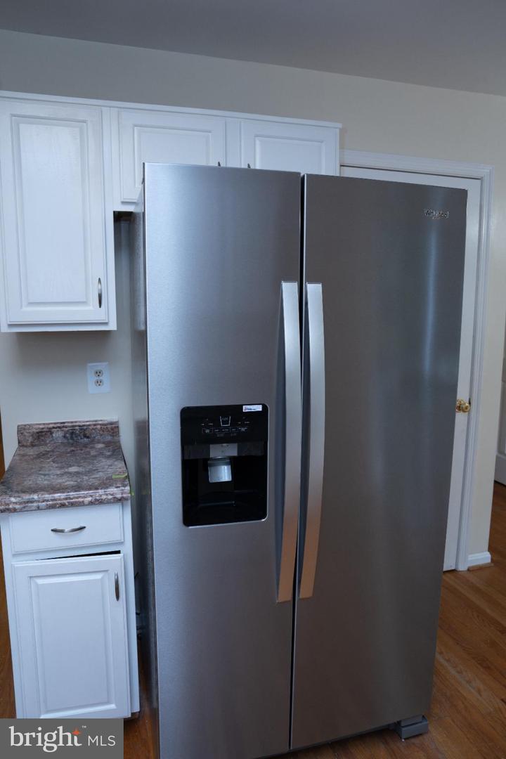 5156 MEETING PL, WOODBRIDGE, Virginia 22193, 4 Bedrooms Bedrooms, 8 Rooms Rooms,3 BathroomsBathrooms,Residential,For sale,5156 MEETING PL,VAPW2107104 MLS # VAPW2107104