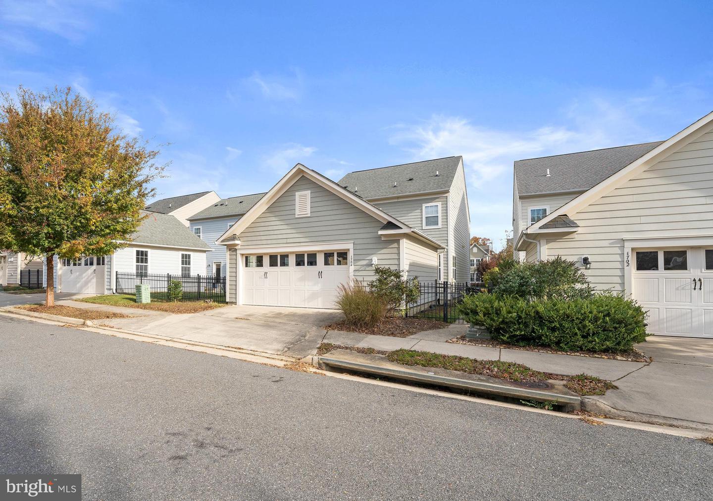 1704 IDLEWILD BLVD, FREDERICKSBURG, Virginia 22401, 4 Bedrooms Bedrooms, ,3 BathroomsBathrooms,Residential,For sale,1704 IDLEWILD BLVD,VAFB2009236 MLS # VAFB2009236