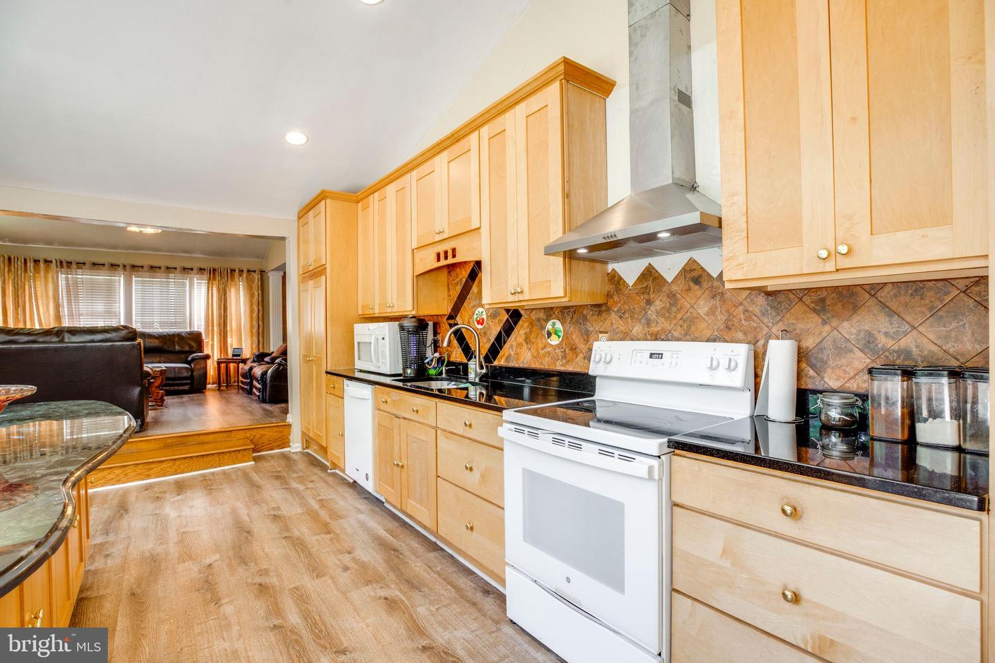 10009 BENT TREE LN, MANASSAS, Virginia 20111, 4 Bedrooms Bedrooms, ,3 BathroomsBathrooms,Residential,For sale,10009 BENT TREE LN,VAPW2107204 MLS # VAPW2107204 10009 BENT TREE LN, MANASSAS, Virginia 20111, 4 Bedrooms Bedrooms, ,3 BathroomsBathrooms,Residential,For sale,10009 BENT TREE LN,VAPW2107204 MLS # VAPW2107204