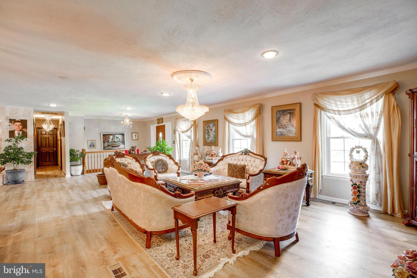 10009 BENT TREE LN, MANASSAS, Virginia 20111, 4 Bedrooms Bedrooms, ,3 BathroomsBathrooms,Residential,For sale,10009 BENT TREE LN,VAPW2107204 MLS # VAPW2107204 10009 BENT TREE LN, MANASSAS, Virginia 20111, 4 Bedrooms Bedrooms, ,3 BathroomsBathrooms,Residential,For sale,10009 BENT TREE LN,VAPW2107204 MLS # VAPW2107204