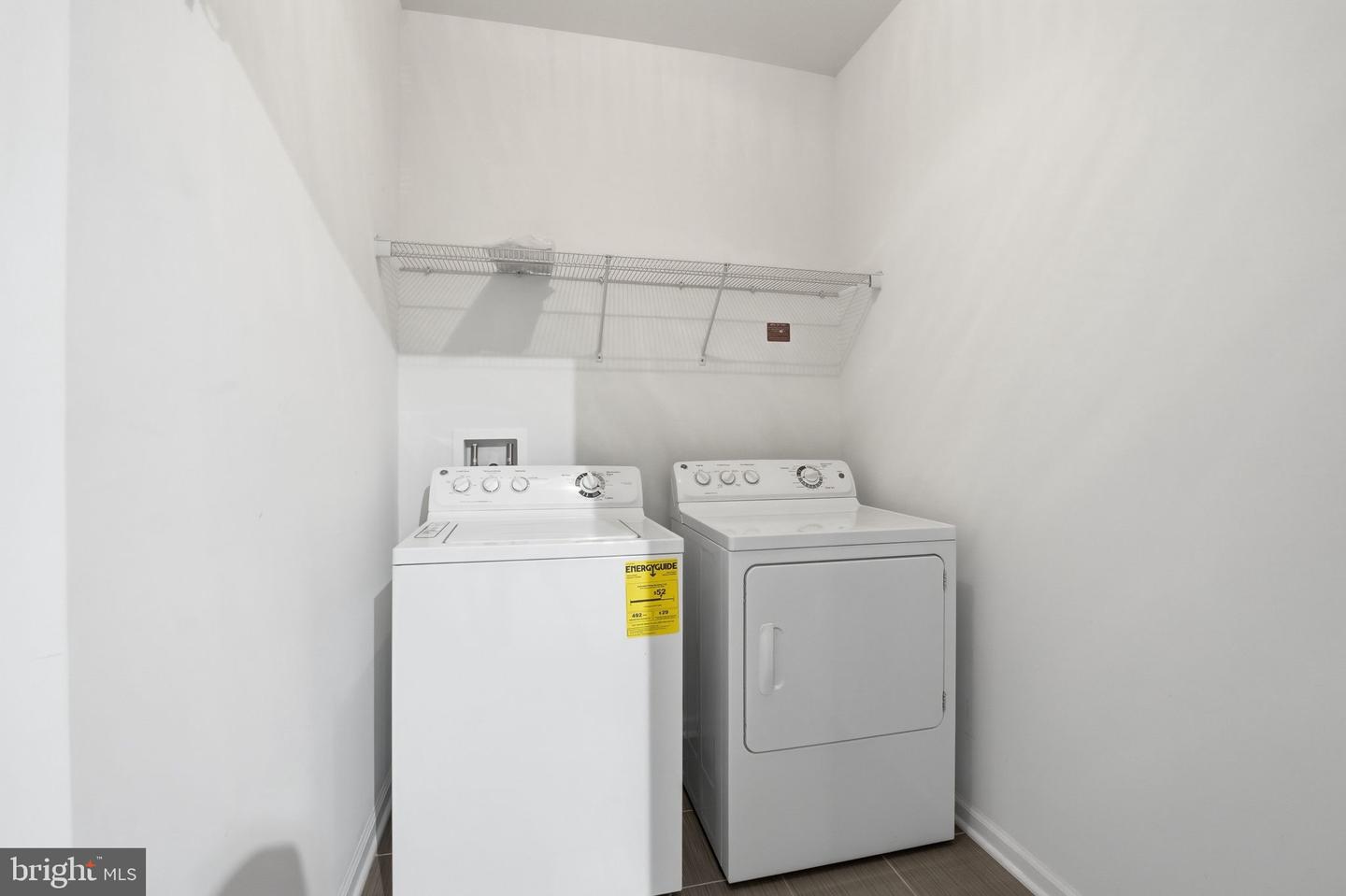 41895 CATHEDRAL VALLEY SQ #302, ALDIE, Virginia 20105, 3 Bedrooms Bedrooms, 8 Rooms Rooms,2 BathroomsBathrooms,Residential,For sale,41895 CATHEDRAL VALLEY SQ #302,VALO2110430 MLS # VALO2110430