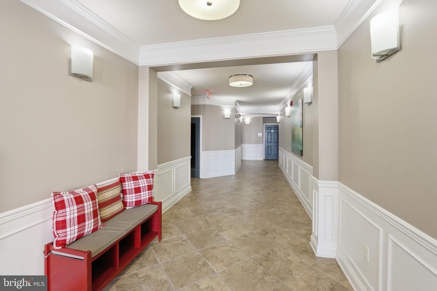 41895 CATHEDRAL VALLEY SQ #302, ALDIE, Virginia 20105, 3 Bedrooms Bedrooms, 8 Rooms Rooms,2 BathroomsBathrooms,Residential,For sale,41895 CATHEDRAL VALLEY SQ #302,VALO2110430 MLS # VALO2110430