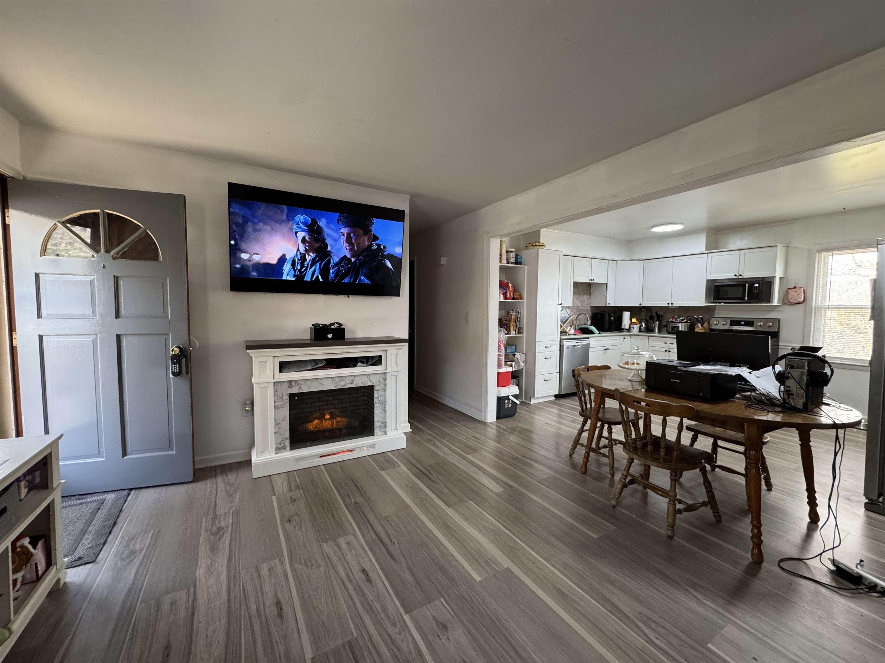 1221 MILLER FARM RD, STAUNTON, Virginia 24401, 4 Bedrooms Bedrooms, ,2 BathroomsBathrooms,Residential,1221 MILLER FARM RD,670678 MLS # 670678 1221 MILLER FARM RD, STAUNTON, Virginia 24401, 4 Bedrooms Bedrooms, ,2 BathroomsBathrooms,Residential,1221 MILLER FARM RD,670678 MLS # 670678