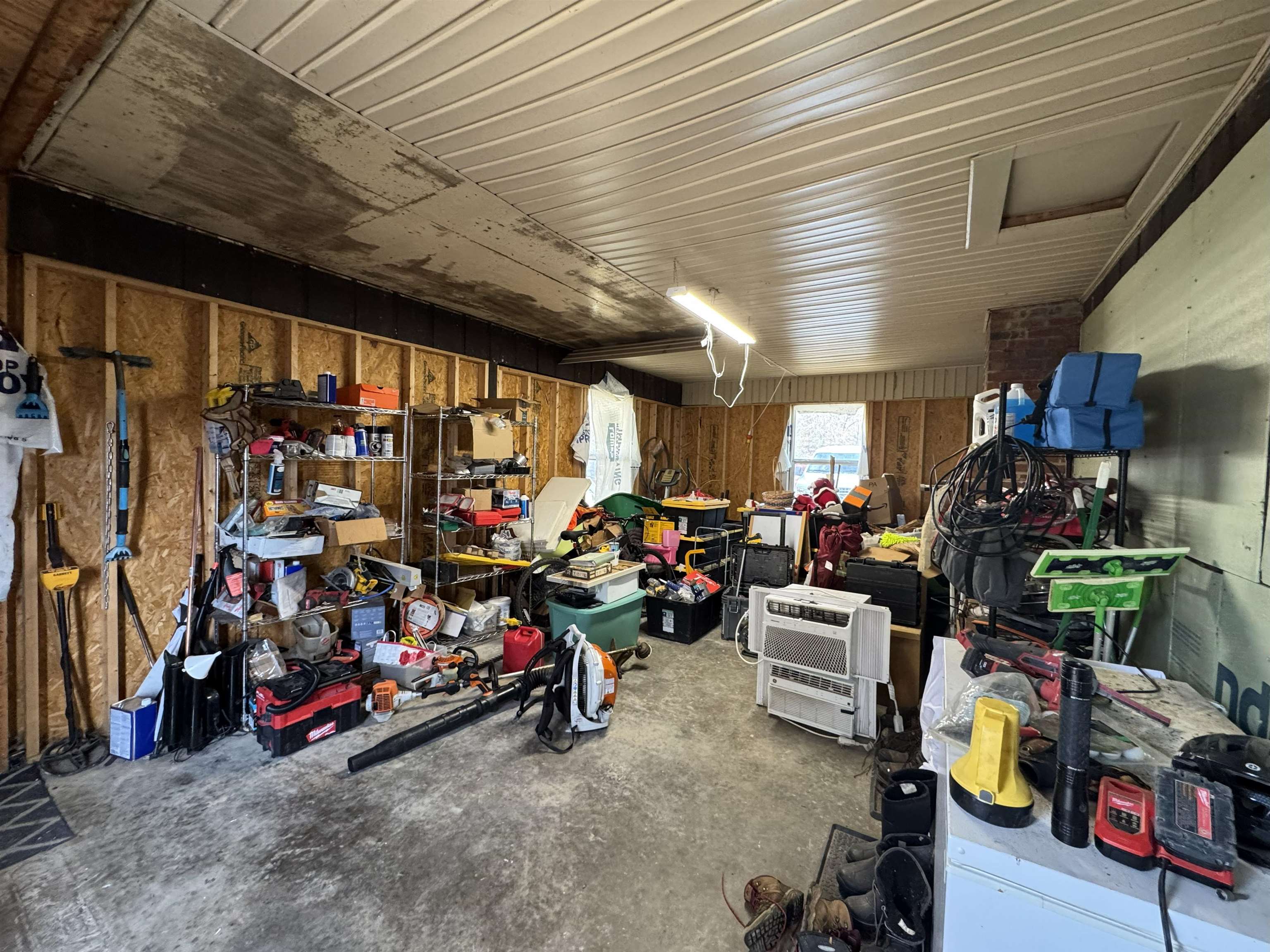 1221 MILLER FARM RD, STAUNTON, Virginia 24401, 4 Bedrooms Bedrooms, ,2 BathroomsBathrooms,Residential,1221 MILLER FARM RD,670678 MLS # 670678 1221 MILLER FARM RD, STAUNTON, Virginia 24401, 4 Bedrooms Bedrooms, ,2 BathroomsBathrooms,Residential,1221 MILLER FARM RD,670678 MLS # 670678