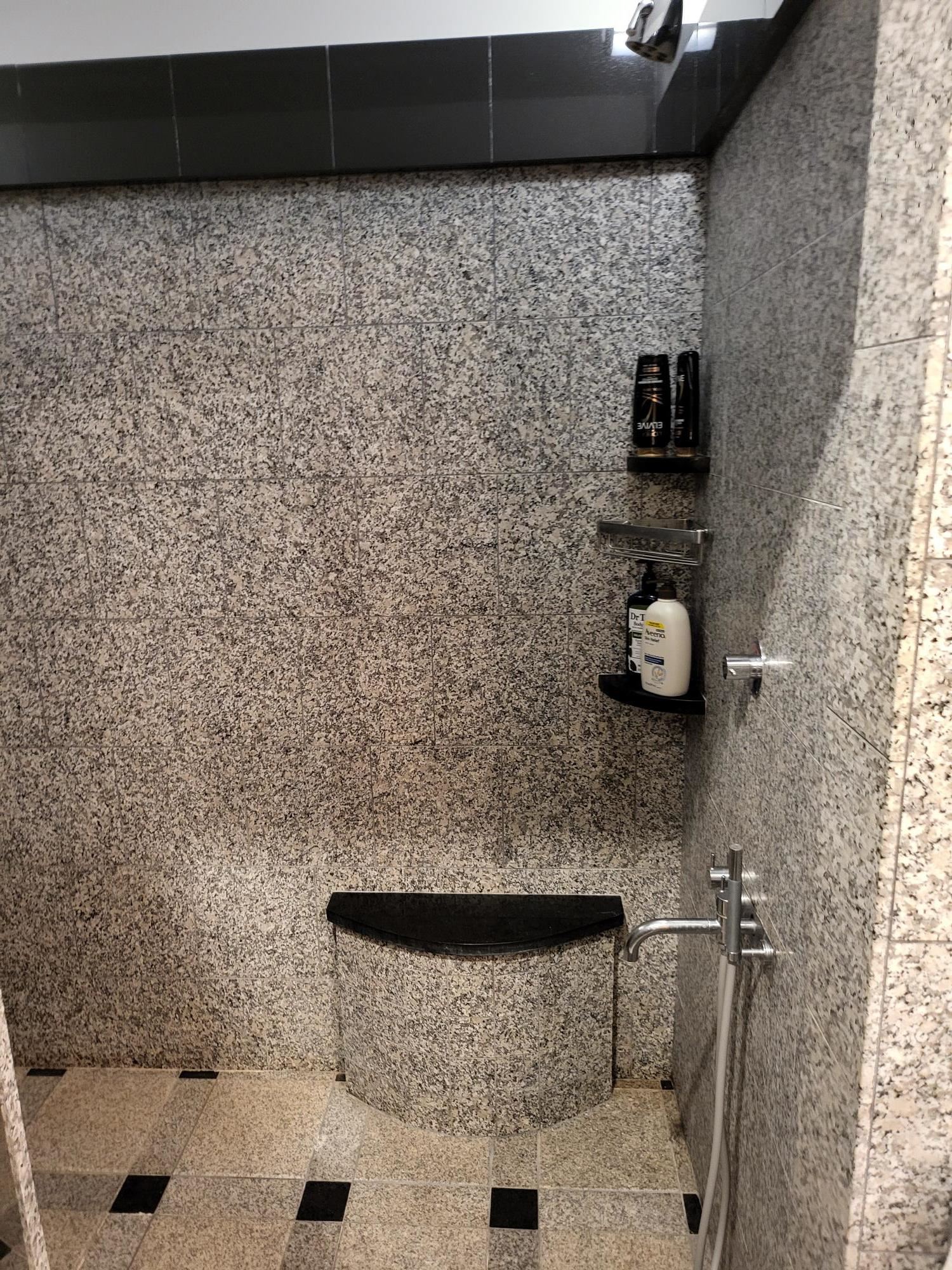 106 AIRPORT DR, HOT SPRINGS, Virginia 24445, 1 Bedroom Bedrooms, ,1 BathroomBathrooms,Residential,Temple,106 AIRPORT DR,670680 MLS # 670680 106 AIRPORT DR, HOT SPRINGS, Virginia 24445, 1 Bedroom Bedrooms, ,1 BathroomBathrooms,Residential,Temple,106 AIRPORT DR,670680 MLS # 670680