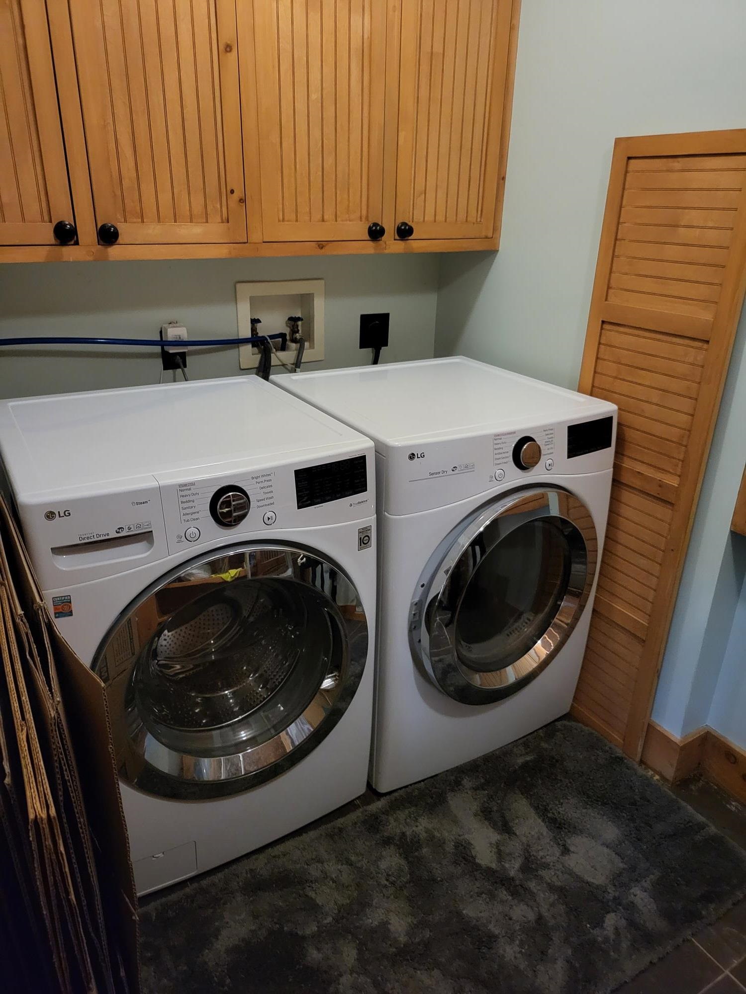 106 AIRPORT DR, HOT SPRINGS, Virginia 24445, 1 Bedroom Bedrooms, ,1 BathroomBathrooms,Residential,Temple,106 AIRPORT DR,670680 MLS # 670680 106 AIRPORT DR, HOT SPRINGS, Virginia 24445, 1 Bedroom Bedrooms, ,1 BathroomBathrooms,Residential,Temple,106 AIRPORT DR,670680 MLS # 670680