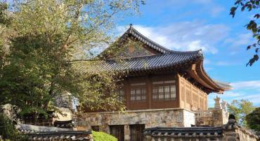 106 AIRPORT DR, HOT SPRINGS, Virginia 24445, 1 Bedroom Bedrooms, ,1 BathroomBathrooms,Residential,Temple,106 AIRPORT DR,670680 MLS # 670680