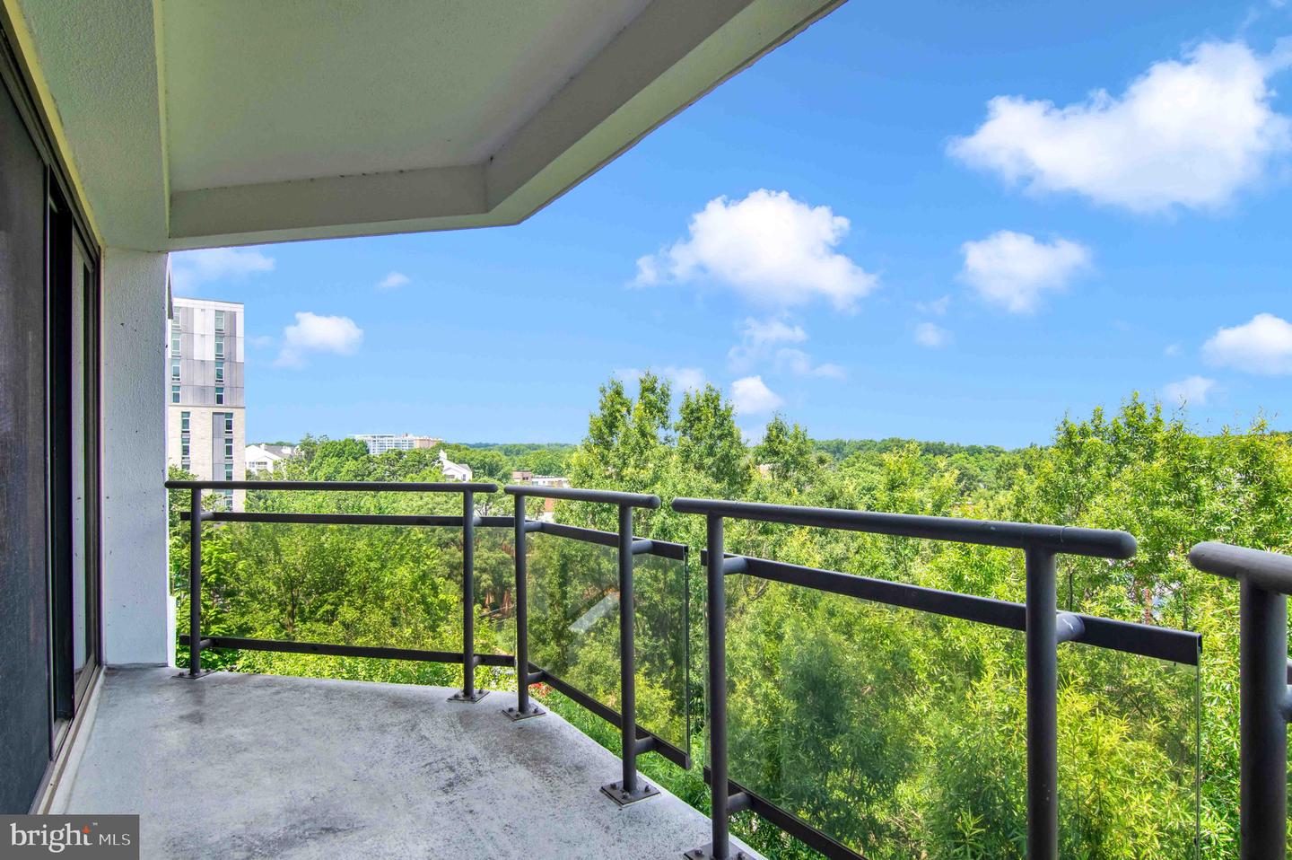 1530 KEY BLVD #715, ARLINGTON, Virginia 22209, 2 Bedrooms Bedrooms, ,2 BathroomsBathrooms,Residential,For sale,1530 KEY BLVD #715,VAAR2060800 MLS # VAAR2060800