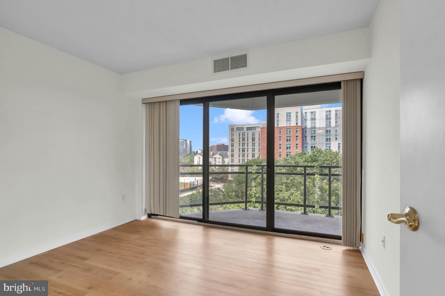 1530 KEY BLVD #715, ARLINGTON, Virginia 22209, 2 Bedrooms Bedrooms, ,2 BathroomsBathrooms,Residential,For sale,1530 KEY BLVD #715,VAAR2060800 MLS # VAAR2060800