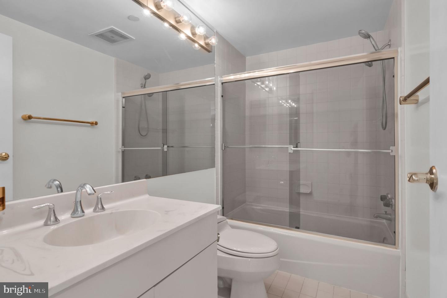 1530 KEY BLVD #715, ARLINGTON, Virginia 22209, 2 Bedrooms Bedrooms, ,2 BathroomsBathrooms,Residential,For sale,1530 KEY BLVD #715,VAAR2060800 MLS # VAAR2060800
