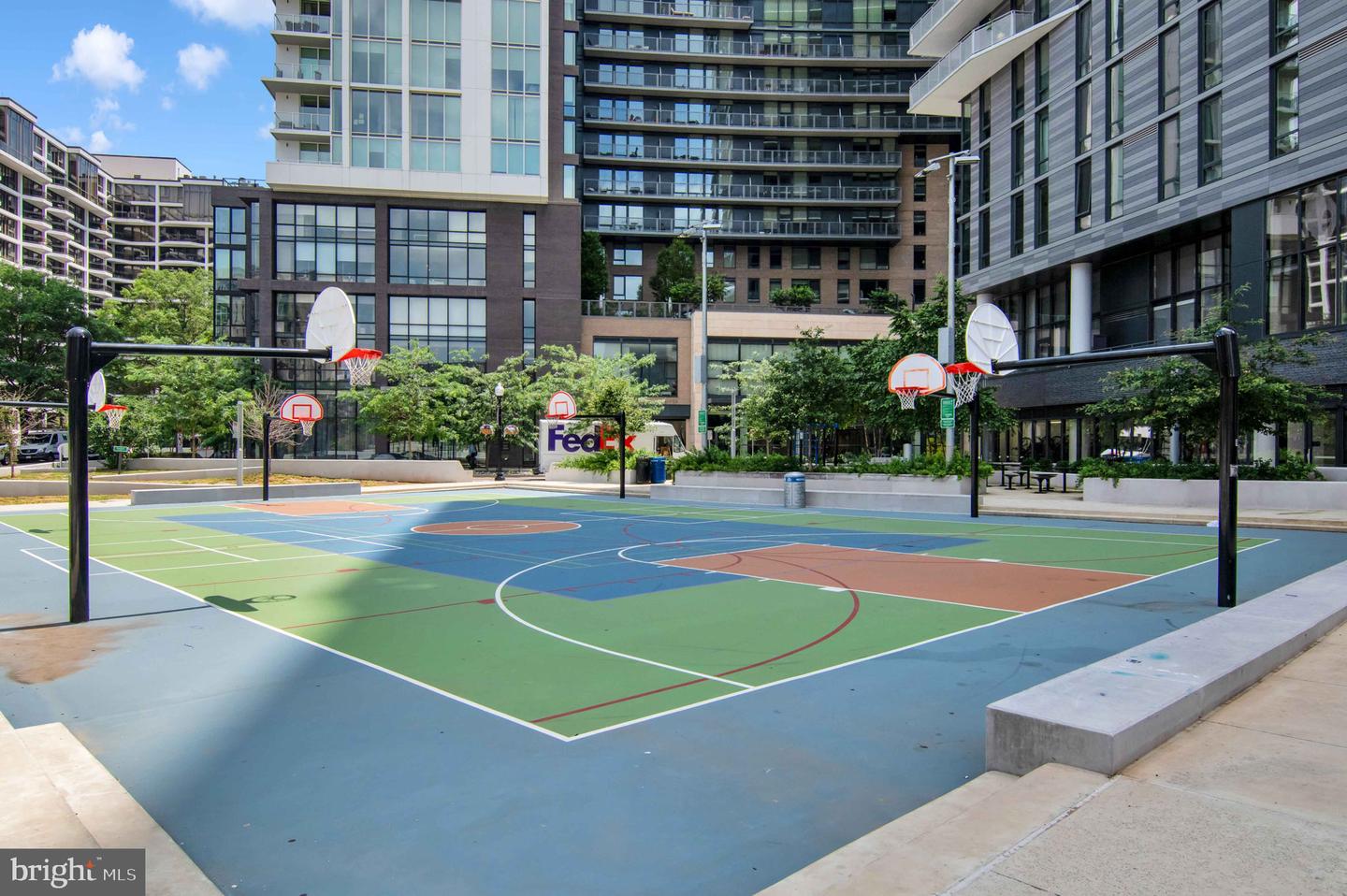 1530 KEY BLVD #715, ARLINGTON, Virginia 22209, 2 Bedrooms Bedrooms, ,2 BathroomsBathrooms,Residential,For sale,1530 KEY BLVD #715,VAAR2060800 MLS # VAAR2060800